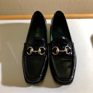 Gucci Vernice Women’s Patent Leather Loafers